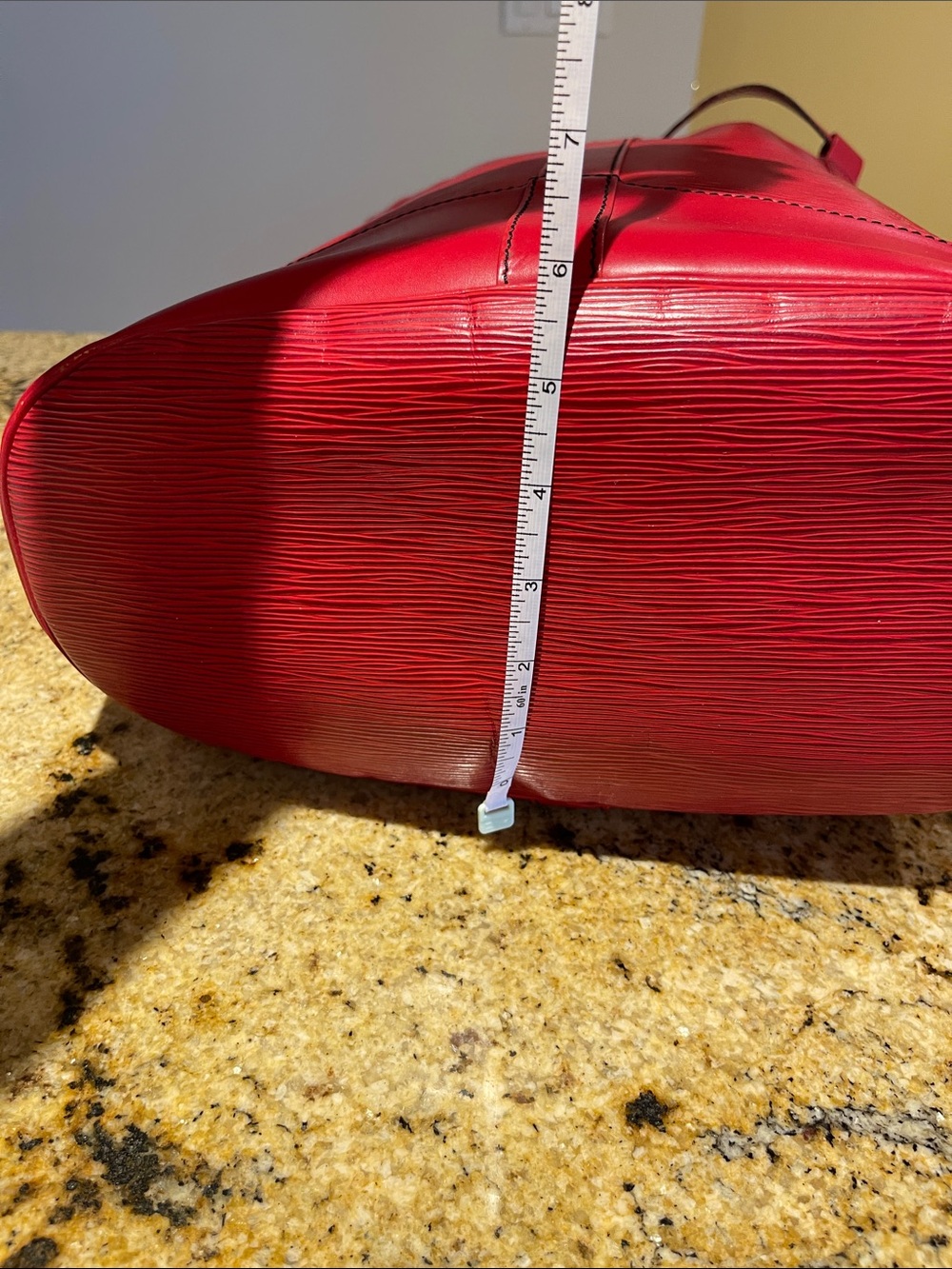 Red epi leather Randonee Louis Vuitton GM sling Bag - Picture 16 of 17